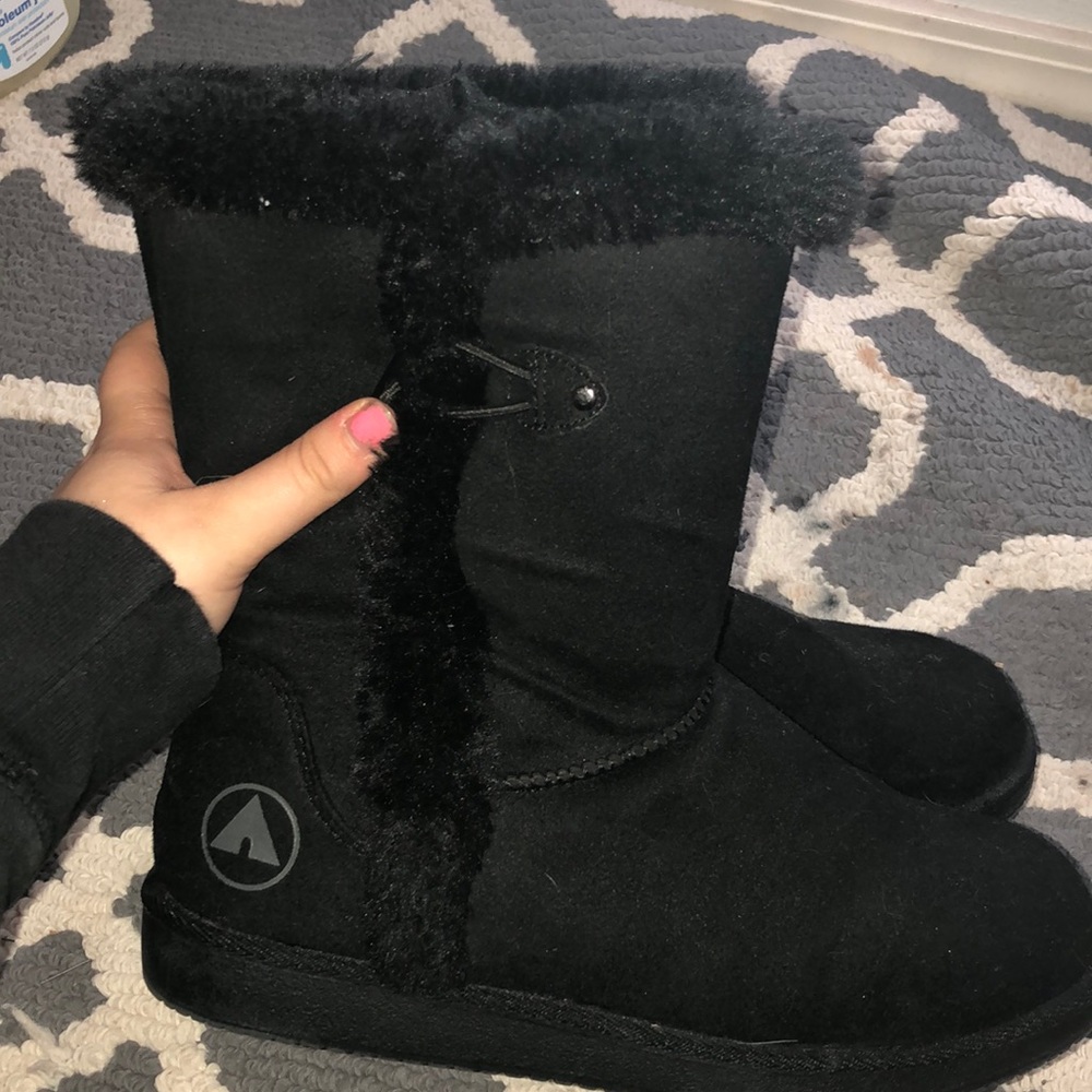 🍪Black Airwalk boots! 7 1/2! Buy1Get1
